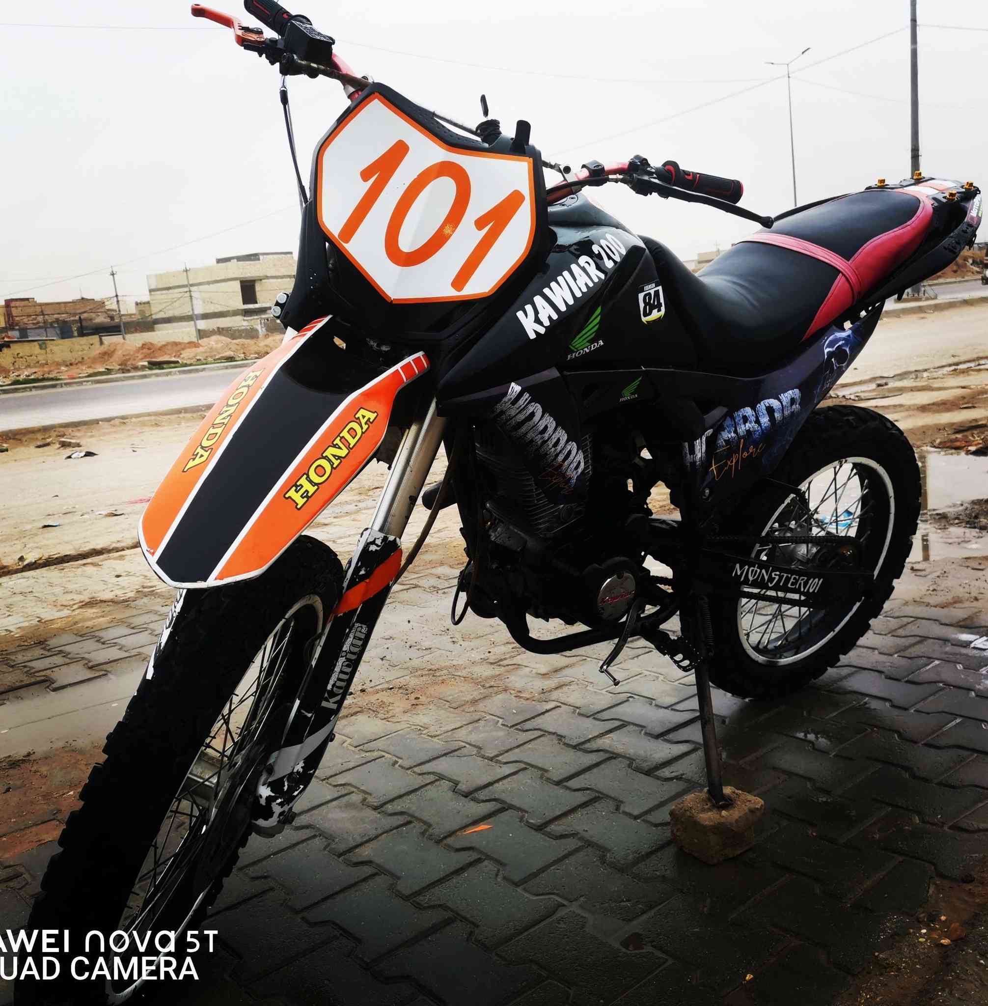 سلام عليكم شبابنة الطيبة عشاق التميز
قفاز رياضي KIOR 🏍️
شلعة معدل فول 🇮🇶
محرك 200
دراجة جمالية ومتانة وقوة💪
بيهة تزويد بلادي
دبلات امامية عكسي رياضي اصلي 🥷
دبل خلفي رياضي
يدات رياضيات
دراجة نضافة ٩٠ بل ١٠٠ 👍
دراجة شوفت العين احلا من الصوة بعد 
عنوان نجف قرية الغدير ***********  بيع او مرارس دراجة مال كشخة ومغامرات  قوة ومتانة
