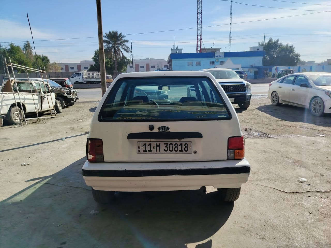 السلام عليكم اخوان للبيع كيا برايد موديل ١٩٩٣رقم بغداد دولي تحويل مباشر كير اوتوماتيك محرك ١٦٠٠بي السعر ٣٠ ورقه وبيها مجال للاتصال ***********مكانها بغداد
