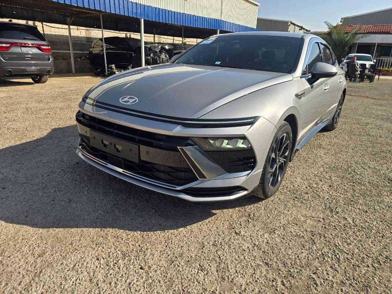 توجد كافة أنواع وأحجام سيارات كوريه غاز سوناتا م25 فول بصمه الشراي يتصل *********** آبو صباح سماوه
