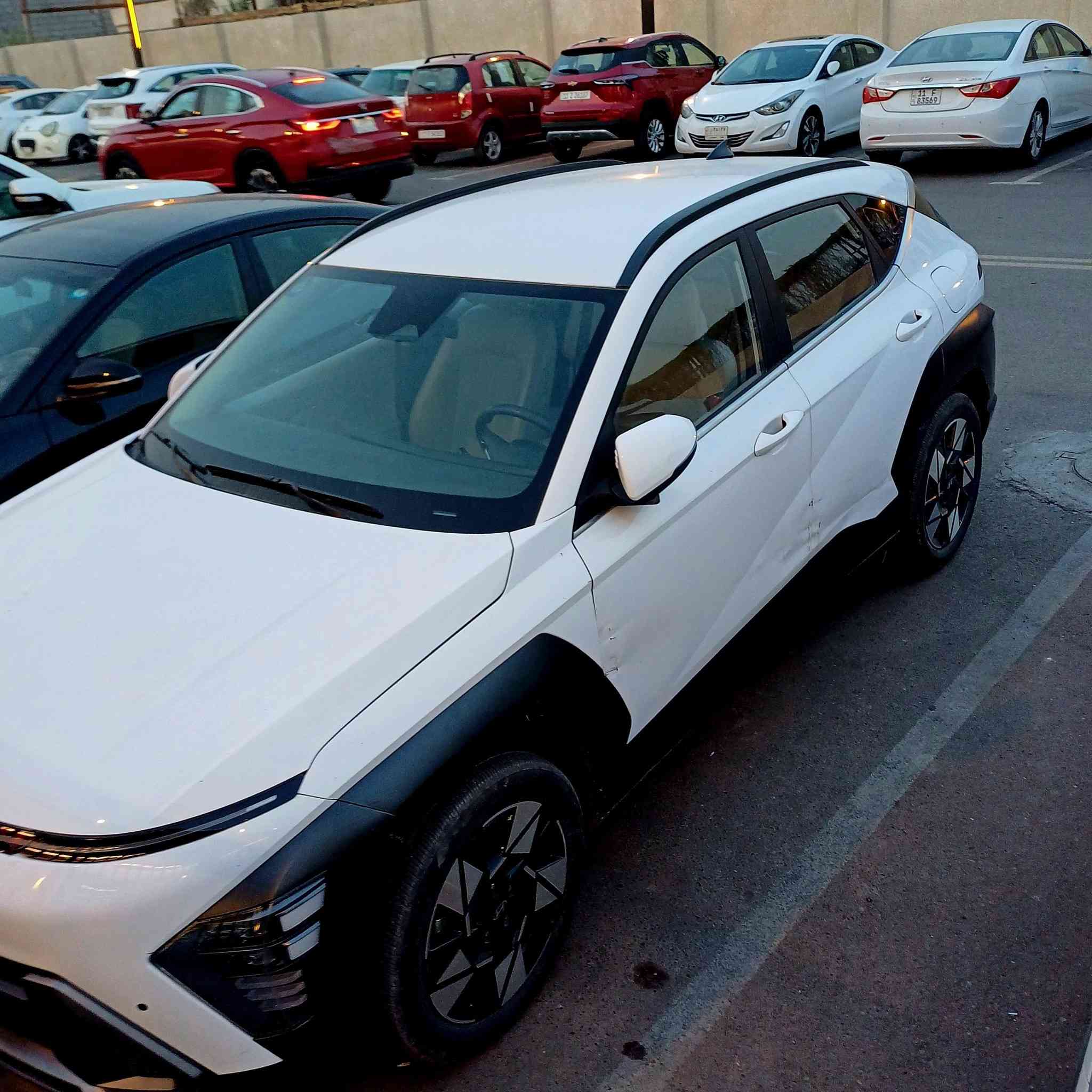 السلام عليكم كونا2023هايبرت كهرباء وبانزين اقتصاتي كامل مواصفات أعلى فئه حادث جاملغ  مبدل ابلادي وطخه بلباب ماشيه 26كم سعر 167 مكان بغداد ***********
داخل جلد of uaed
كشنات الاماميه كهربائي تبريد وهيتر 
كشنات الخلفيه هيتر 
المقود هيتر
كير تعليك+شفتات
سايت ابريك دكمه
خزن بالكشن 
ترحيب اناره عند اقتراب 
ترحيب كشن الامامي عند فتح الباب 
صندوق كهرباء
تشغيل تحكم في الجام عن بعد
اناره داخلي كل الالوان 
وبعد مواصفات
