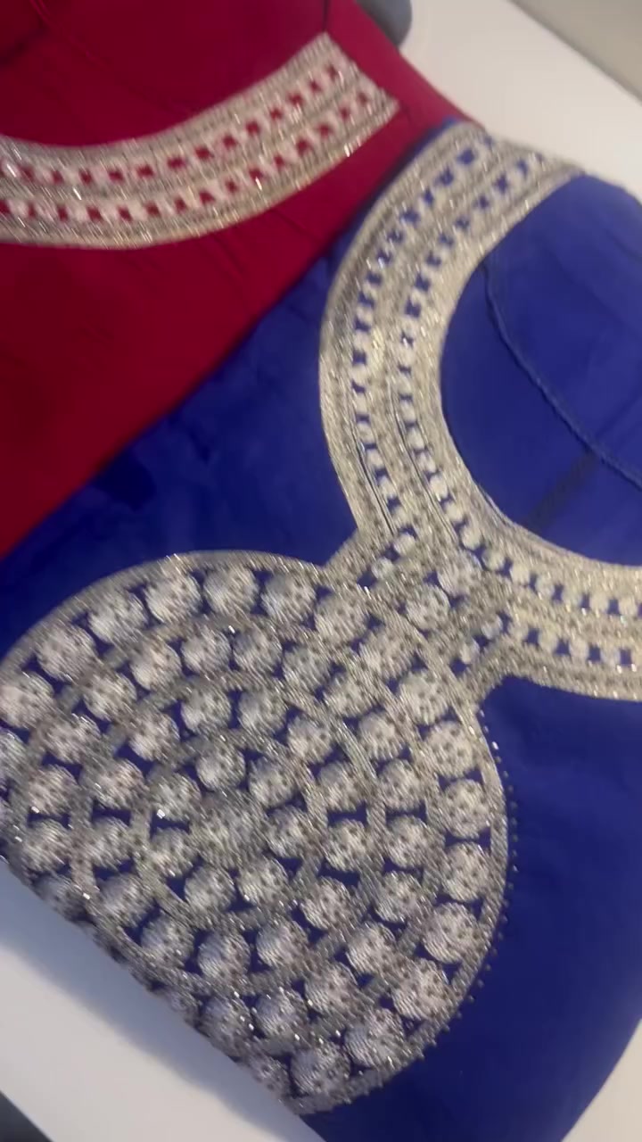 كلابيه رمضانيه 💕💕
قياس ٤٠/٤٢/٤٤/٤٦
لحجز والاستفسار ع وتساب ***********
توصيل بسمايه الف
بغداد ب5
محافضات ب5
