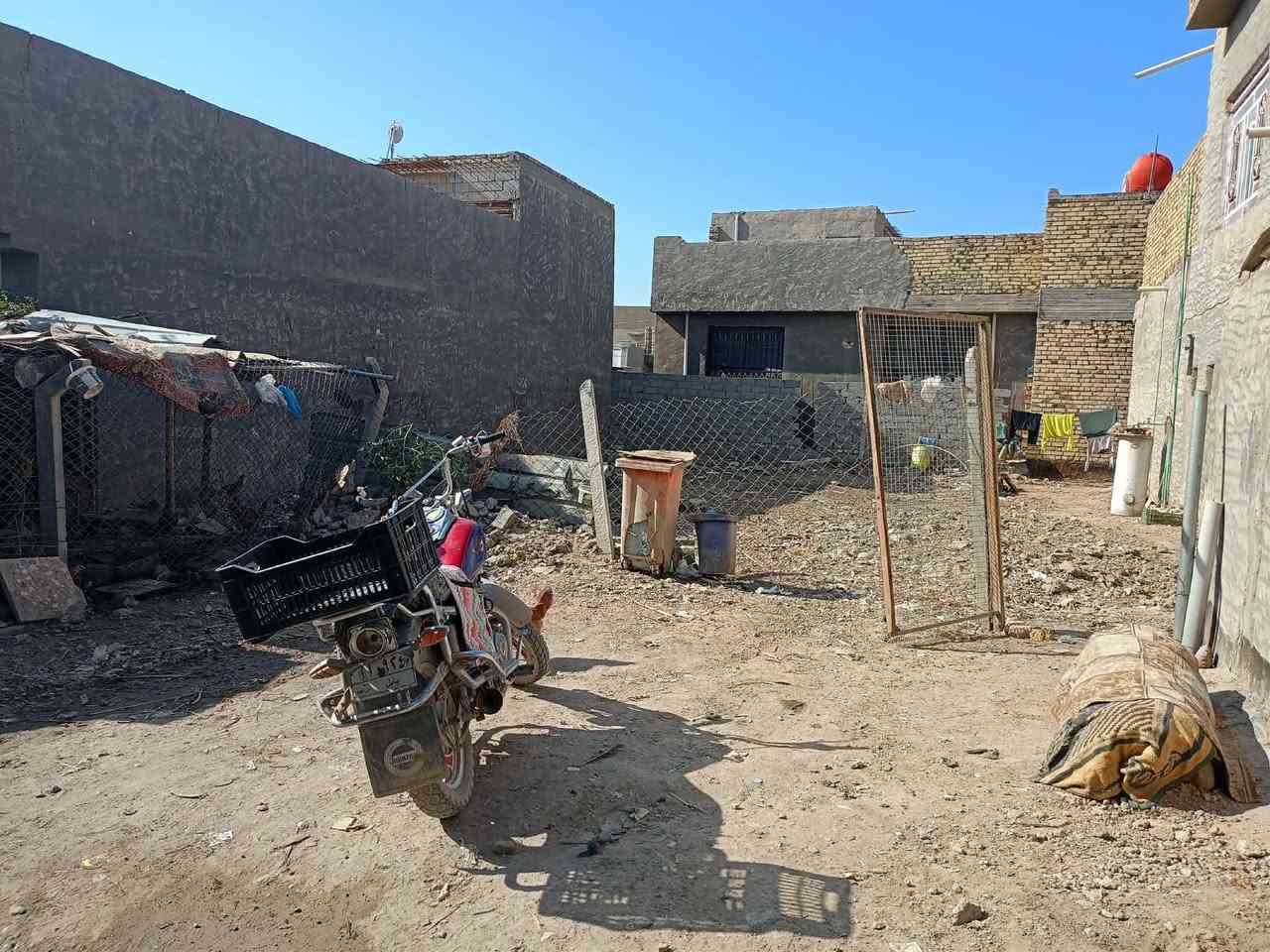 سلام عليكم ورحمة الله وبركاته قطعه ٢٠٠ متر طابو زراعي كامل الخدمات المنطقه حلوه حي الجزائر مقابيل مستشفى مرجان فرع صيدليه مرجان عبر السجه لاستفسار عله رقم التلفون ***********
