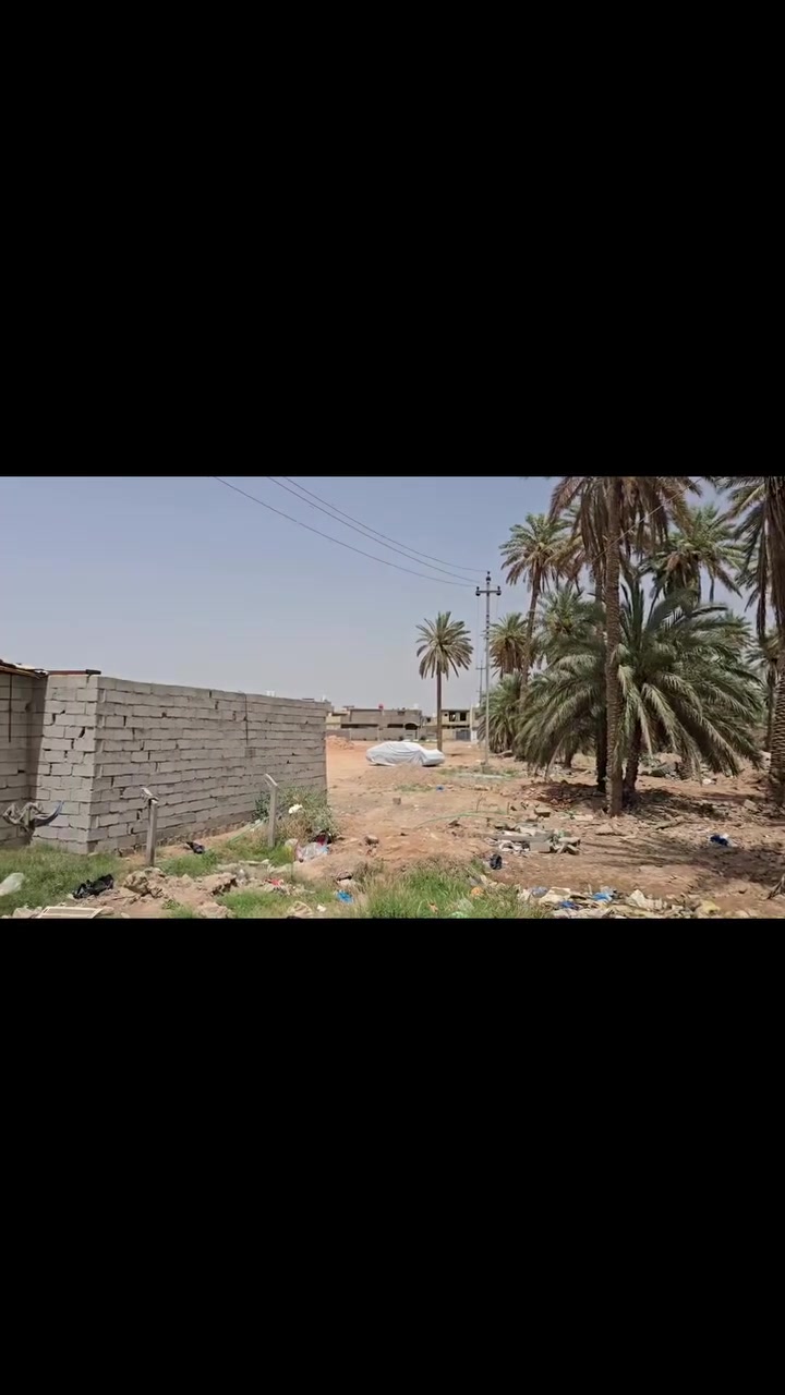 أرض زراعية للبيع 

🔴 التفاصيل 

🔹️ موقع تجاري متميز 
🔹️ على الشارع العام 
🔹️ الأرض مطلة على اكثر من شارع 
🔹️ مساحة الأرض الكلية 3.5 دونم
🔹️ طابو زراعي 
🔹️ سند 25
🔹️ متوفرة جميع الخدمات 

🔸️ موقع الأرض خلف محطة وقود ريبال . قرب جسر الامام علي 

🟥 موقع المكتب : الكوفة شارع ال عيسى 

للتواصل والاستفسار 
***********
***********
امجد ابو حسن
