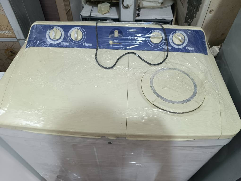 جميع انواع الغسالات العاديه السعر 50وضمان سبوع وغساله سامسونج اتوماتيك السعر 125وثلاجات اكو 100واكو75 واكو 50 ومجمده حجم وسط السعر 100ومولدات كاز 20امبير العنوان كربلاء الحر قرب مستشفى التركي 
*********** كربلاء, العراق
