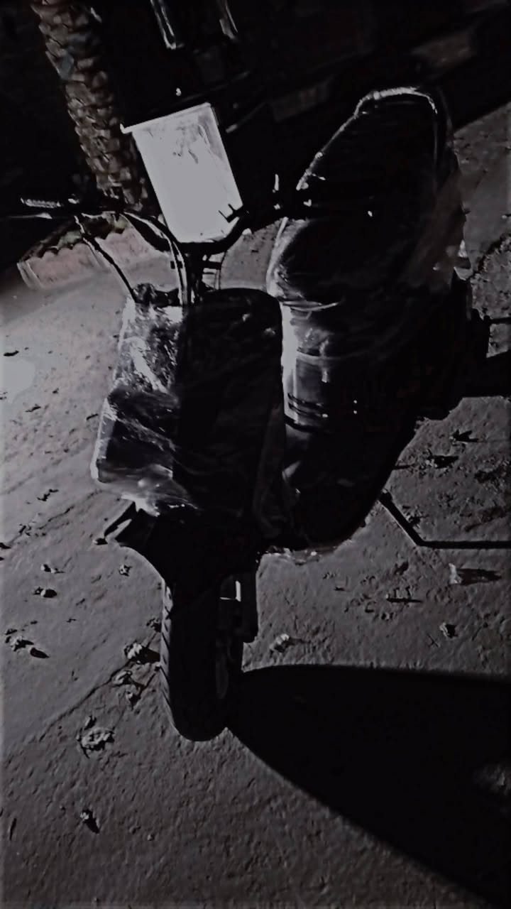 سلام عليكم دراجه فراشه كرستال  البيع بس كفرات يرادلهه محرك يشك الكاع السعر 175 وبيهه مجال الستفسار التصال ***********
