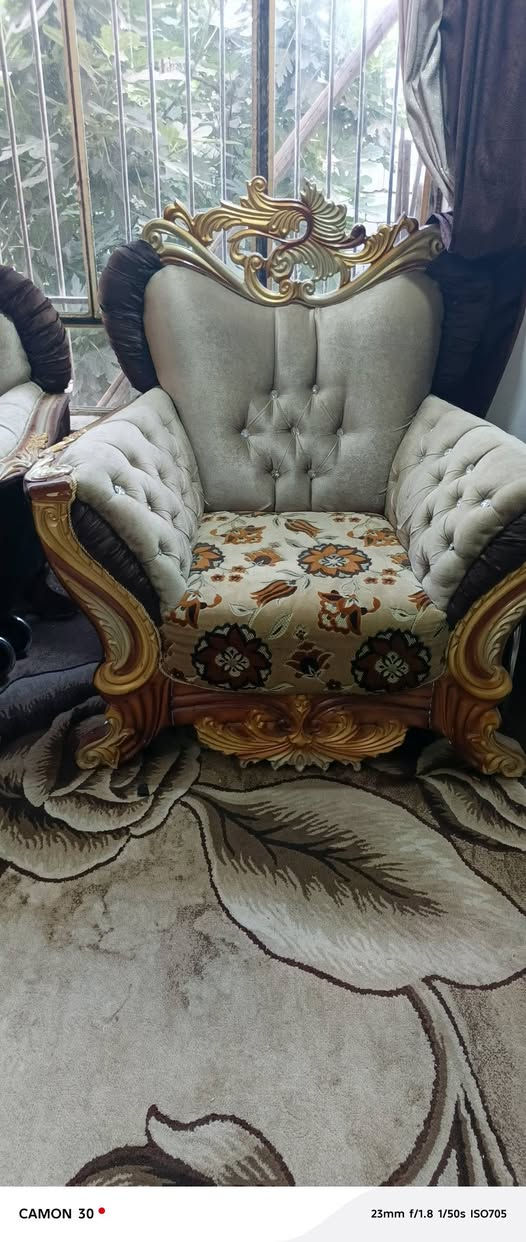 متاح السعر 450 وببه مجال عراقي عنواني بابل محاويل رقم الهاتف ***********
