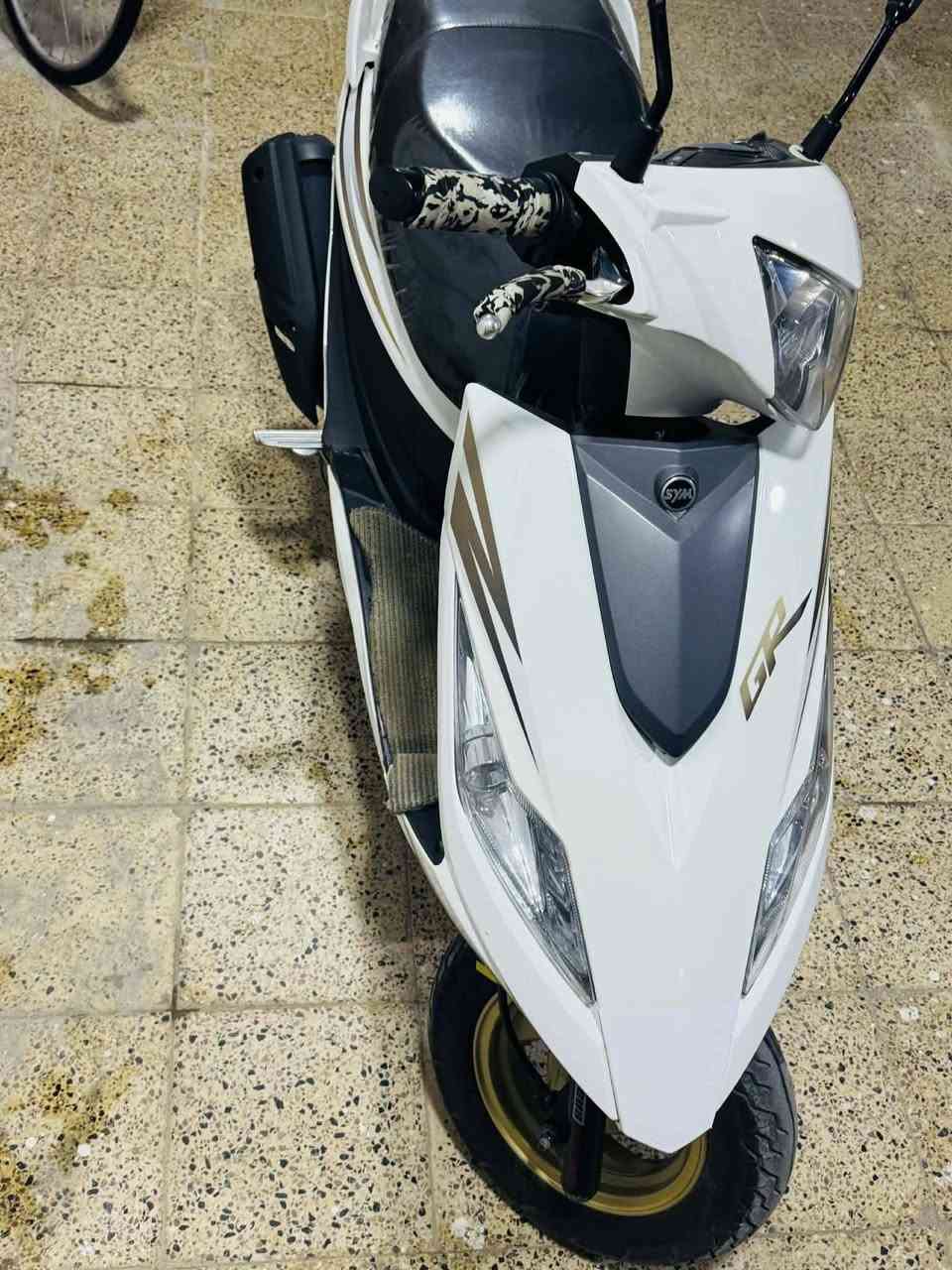 السلام عليكم مطور سايم نحله لبيع جديد اورق مكمرك رقم الهاتف ***********
