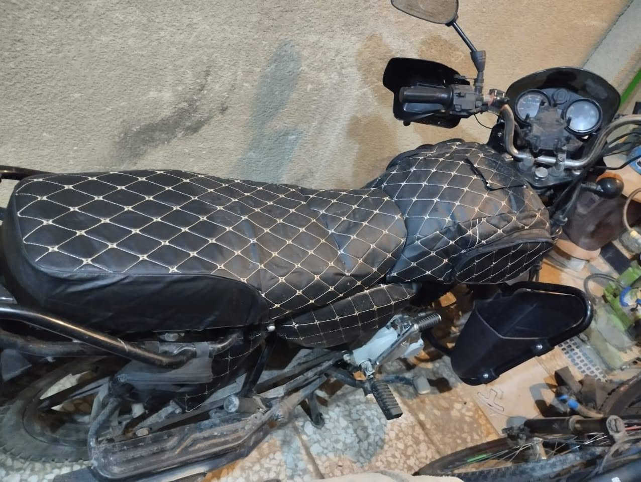 بوكسر 2022 جبلي
مكفوله كفاله عامه مكينه مفتوحه تجفيت جديد

سنويه بأسمي لل 2030 هزه جديده كبل تحويل

الدراجه خير من الله برغي ما بيها نقص كبل للشارع سعرها مليونين(2.000.000)

مكاني حي الجامعه
ممتواجد على الخاص
فقط اتصال ***********
