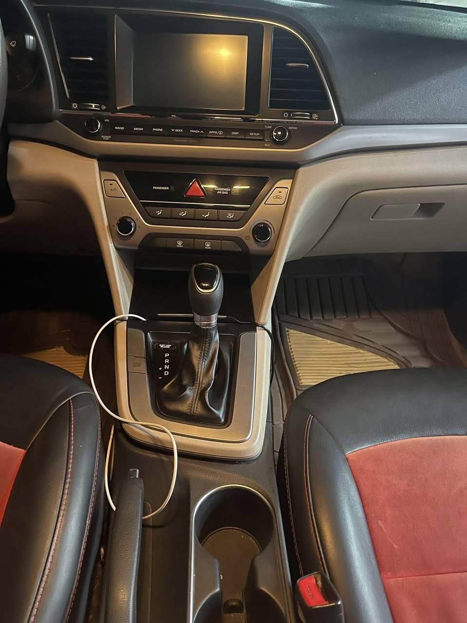 النترا موديل 2018 نص فول
ثلاث انظمه قياده

ايكو سبورت نورمل

ماشيه 50000 الف مايل

حادثها بابتين فقط

وبيها جراد بالقماره يم الاريل على كد اربع اصابع فقط

رقم بغداد

السياره باسمي تحويل ثاني يوم

السعر 125 وبيها مجال

***********
