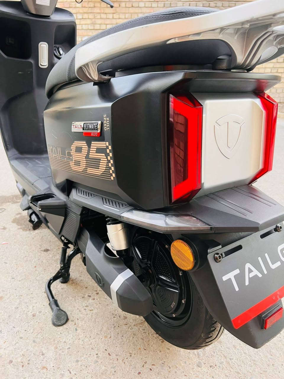 السلام عليكم للبيع دراجه تايلج 6بطاريات ملف 2000 السعر 800 وبيها مجال بصيط للااستفسار اتصل *********** مكاني بغداد الزعفرانيه
