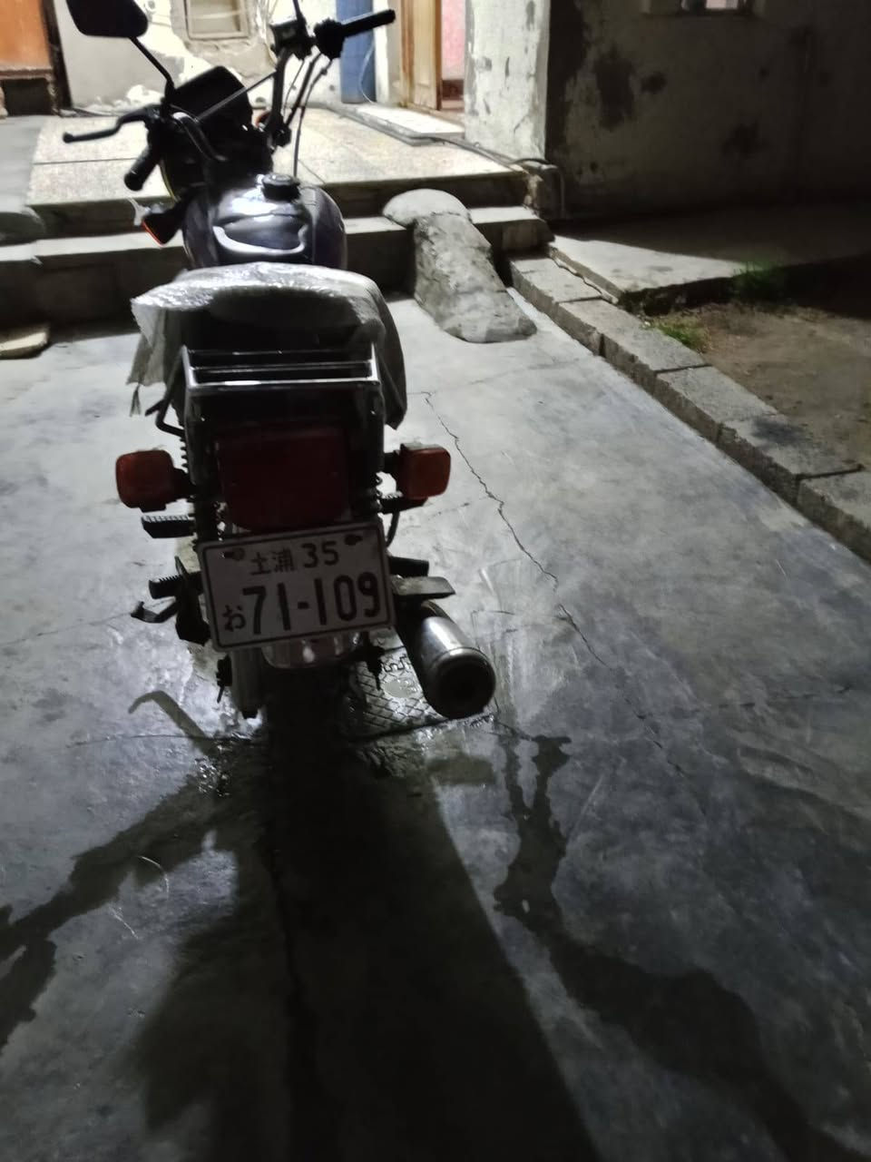 سلام عليكم دراجه ايراني موديل 22 محركها اخو الجديد حيل نضيف لشراي يتصل ***********
