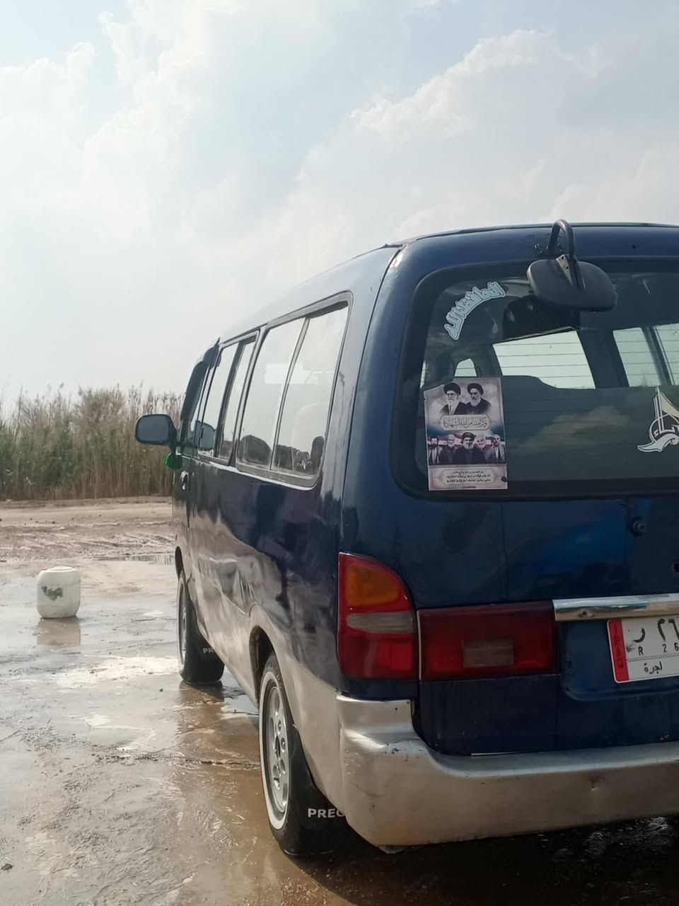 سلام عليكم كيا بريجو للبيع سياره نضيفه ونشطه ما ناقصهه اي شي مكينه خير من الله شوفت عينك السياره حيل حلوه للاستفسار ولسعر اتصل وبيك خير وتدلل ***********

