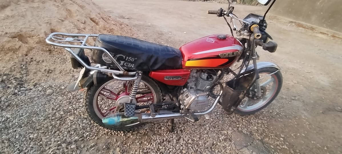 سافان للبيع ٥ كير مابيها اي نقص نضيفه
***********
