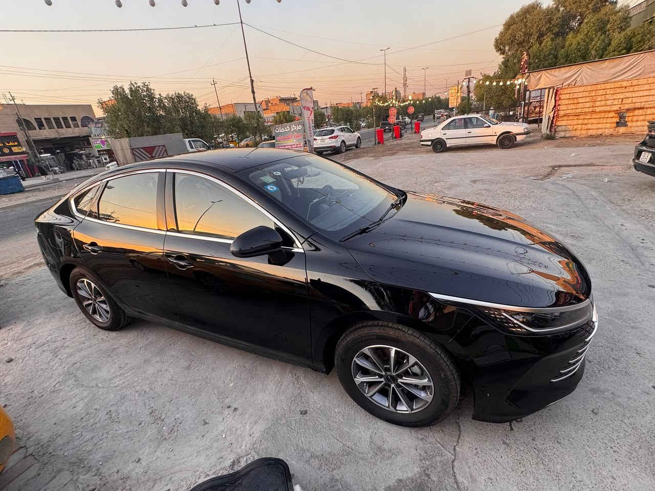 BYD دستروير05 
رقم بغداد باسمي 
ماشي ١٨٣٠٠km
سعر ١٩،٨٠٠
كفالة عامة

***********
