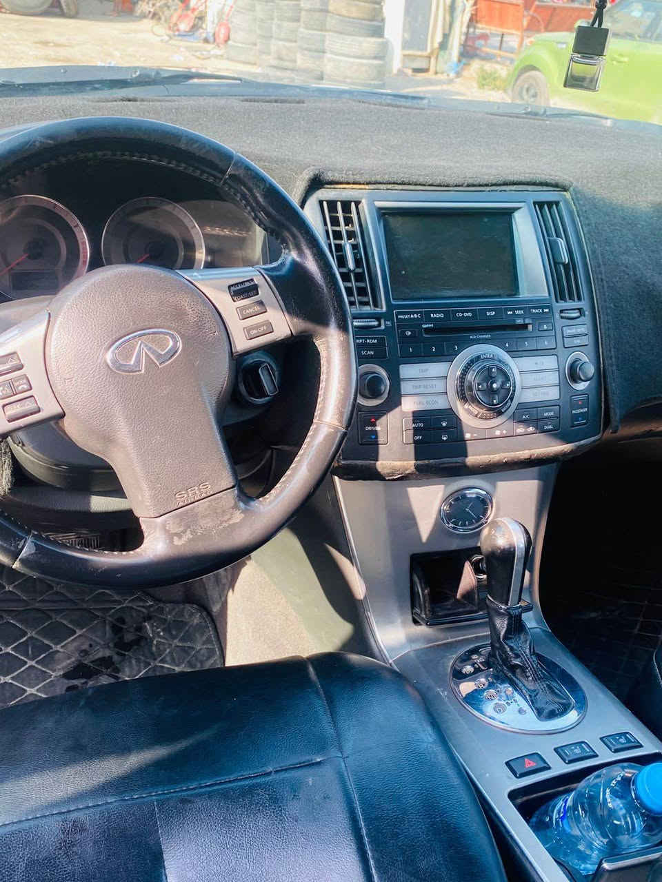 السلام عليكم ….للبيع او المراوس 
انفنتي fx35 موديل 2008 

بيها بخ قطعه وحده 
….
رقم بغداد جديد الدولي ب اسمي 
تحويل مباشر 
محرك مكفول 
كير مكفول 
تخم تاير جديد 
باتري جديد 
حدادية امامي خلفي نظيف  
السيارة جدا نظيفة 

فول مواصفات 1/1 
فتحة سقف 
مقاعد كهرباء 
مقاعد جلد وتدفئة 
تحكمات كامل 
تبريد مركزي قطعتين 
شاشة 
كامرة 
تحكات ستيرن 
ستيرن صعود نزول كهرباء 
4 جام اوتو 
ومواصفات اخرى ما ذكرتهن ..
السيارة فول اعلى فئة 
…نقصها مشط فقط 
مكان السيارة كربلاء / حي العباس 
السعر 85 بيها مجاال بسيط 

هـ/*********** كربلاء, العراق
