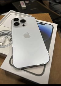 ابيض • ٢٥٦ • واتر بروف