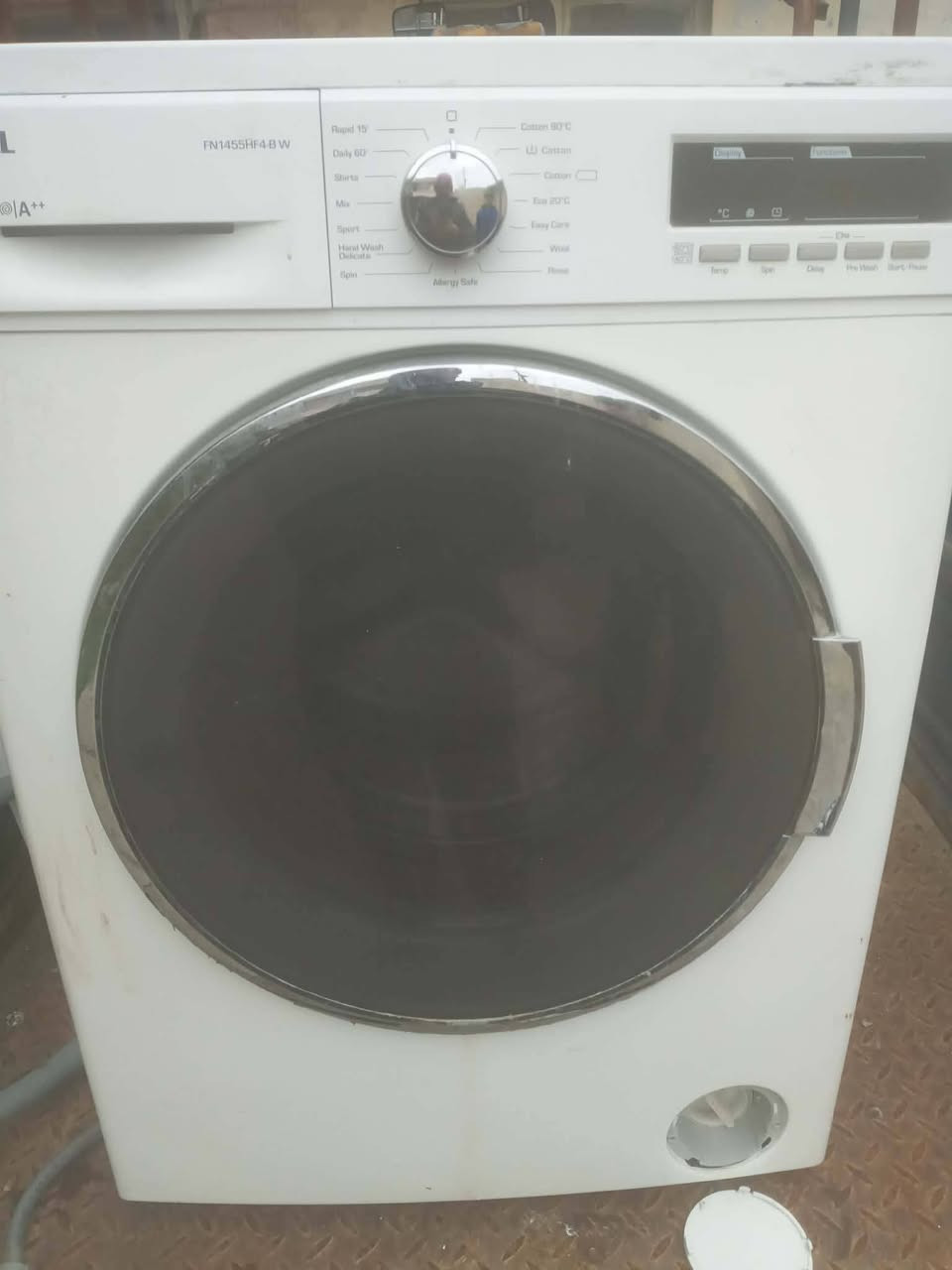 غساله اوتماتيك 8كيلو فقط الصونده مزروفه سعرها 100براد شغال بشرط 25


**إذا كنت صاحب هذا الإعلان وتريد حذفه لأي سبب، رجاءا أرسل رسالة إلى الدعم الفني**