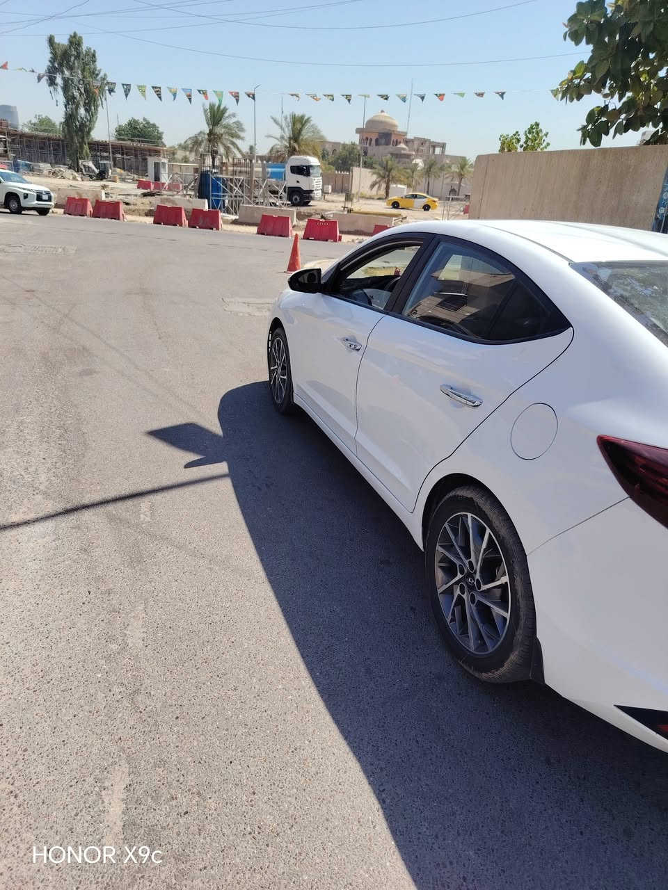 1/1
سلام عليكم النترا خليجي 2019

فول مواصفات لمتدد 

محرك 2000 دوش 

ماشيه (91km)الف 

سعر السياره $149 وبيها مجال بسيط 

كير At 

مكان بابل الاسكندريه 

فتحه

بصمه

دخول ذكي وبصمة ابواب 

ترحيب 

حساس صندوك ذكي

اشاير بل مري 

والمري شفط

شاشة

كامره اماميه ،خلفيه 

قطعتين تبريد 

بصمتين 

ثلاث انظمة قياده 

السياره نظفية على الاخير وجاهزه 

السياره خير من الله من كل النواحي 

***********

149$  بيه مجال كلش قليل
