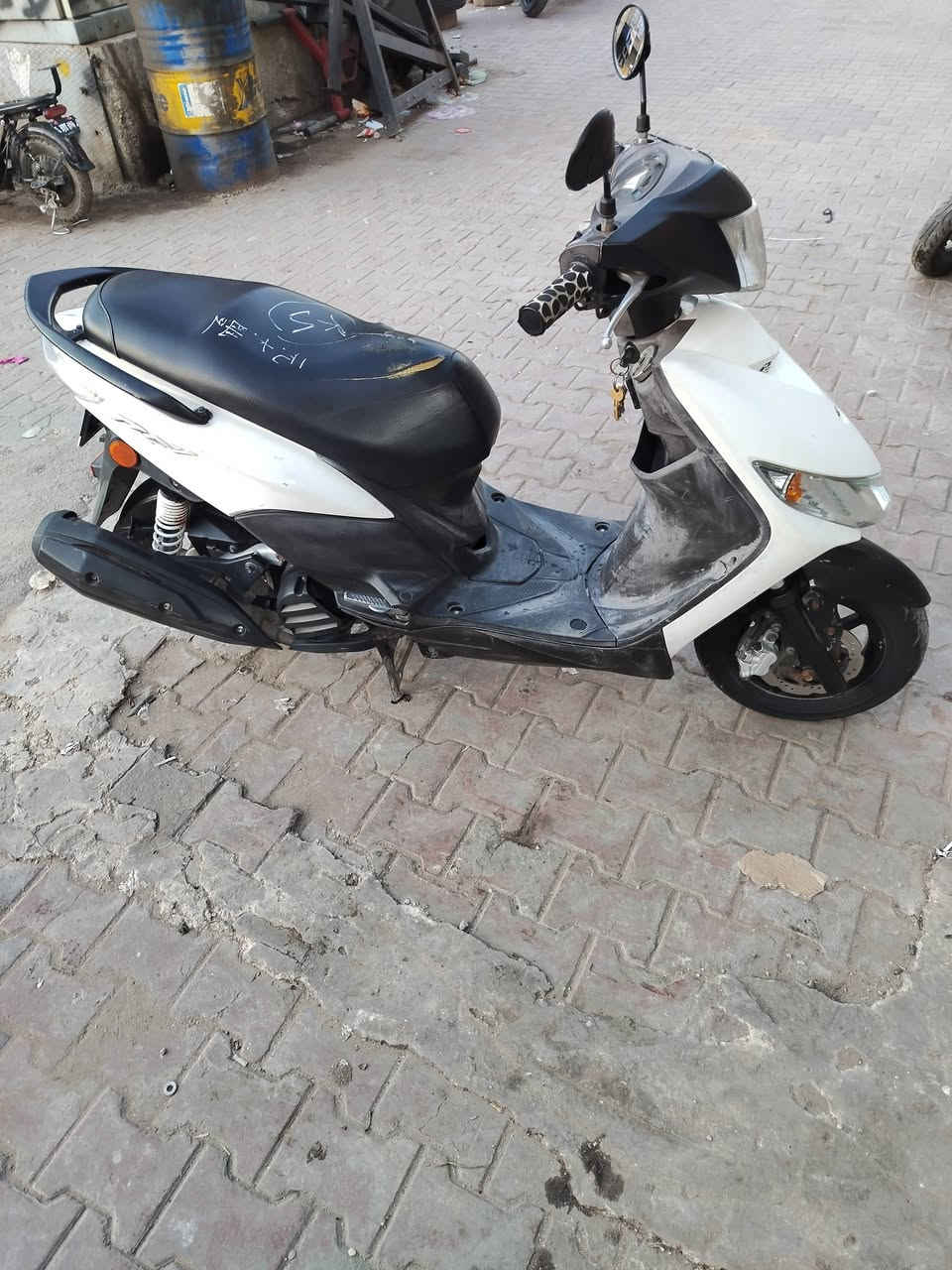 دراجه جي تار حديث مل ربه صله شهر من نزله من ربه سعر مليون 400بيع مجال ***********
