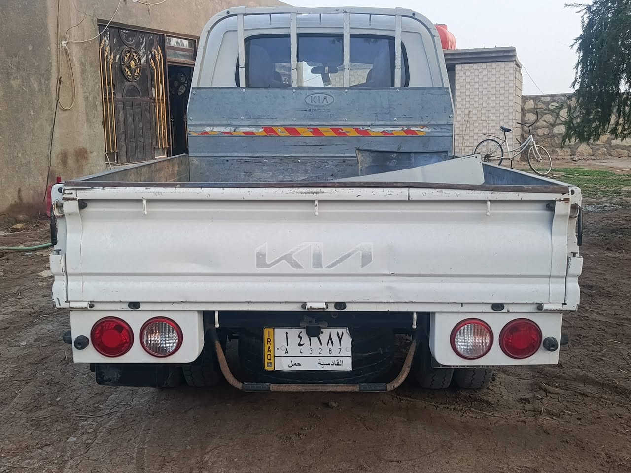 كيا دبل قماره2022رقم قادسيه السياره حلوه بيه طخه مامصلحه بالباب الخلفي والدوسة  السياره مال جناي السعر 146وبيه شي قليل/////// ***********///***********. مكان السياره بابل
