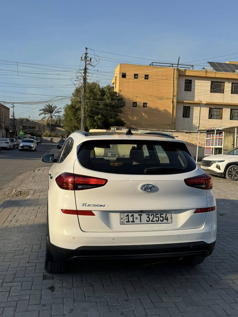 السلام عليكم
توكسان خليجي موديل 20. سياره فول الفول الكاصد  مواصفاتها معروفه بسوك 
سياره مكفوله كفاله عامه ماشيه 70 
بيها شكم رصعه فقط  
تخم تاير جديد وسياره ستعمال شخصي مال بيت  
مكاني بغداد 
***********
