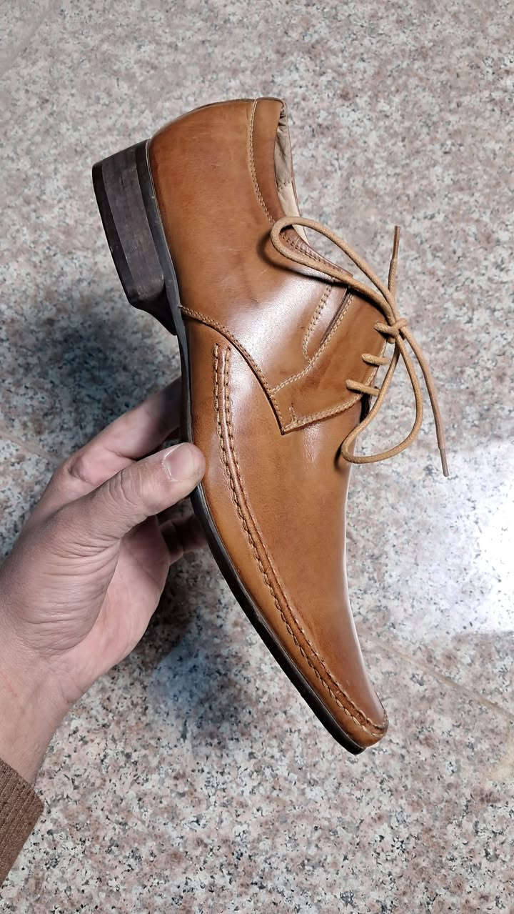 ماركة فرساجي الأصلي قياس 40 ويلبس 40 ونص كذلك 
جلد طبيعي أصلي شرط باله أوربي 
غير مستخدم 
خدمة توصيل لجميع 🚕محافظات العراق


**إذا كنت صاحب هذا الإعلان وتريد حذفه لأي سبب، رجاءا أرسل رسالة إلى الدعم الفني**