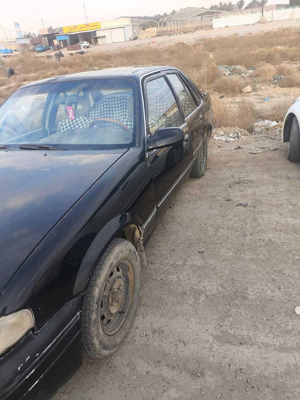 السلام عليكم برنس فراشة موديل 96 سيارة نضيفه كير ومحرك خير من الله بيها بس الكاردن صفحه وحده بي صوت سيارة بسمي سعرها 25 التواصل ماسنجر واتس اب ***********
