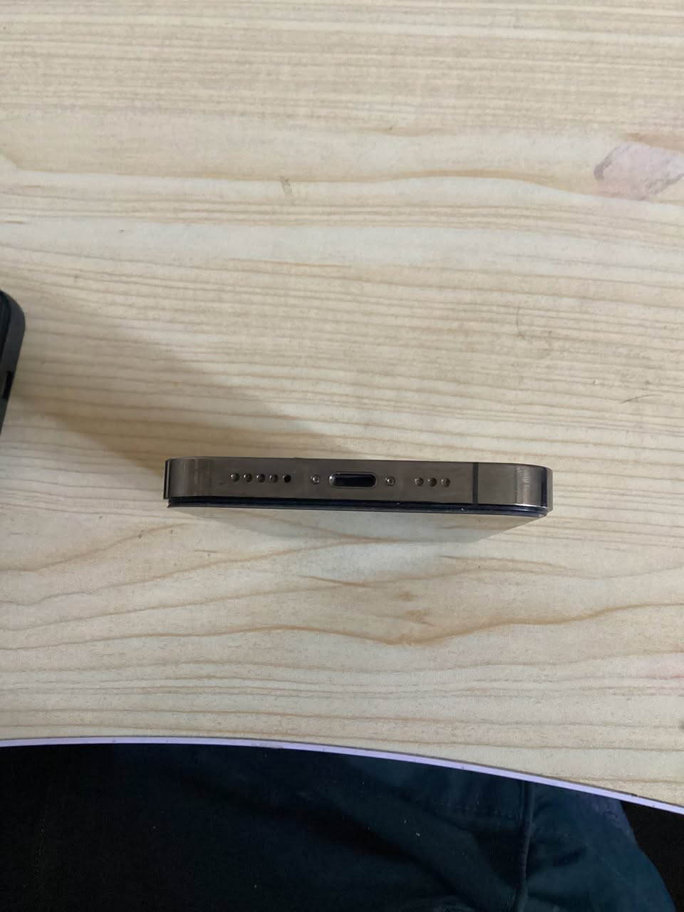 آيفون 13برو ذاكره 128 بطاريه 82 جهاز نضافه 95% الجهاز مبدل شاشه والشاشه مكسوره فقط ***********
