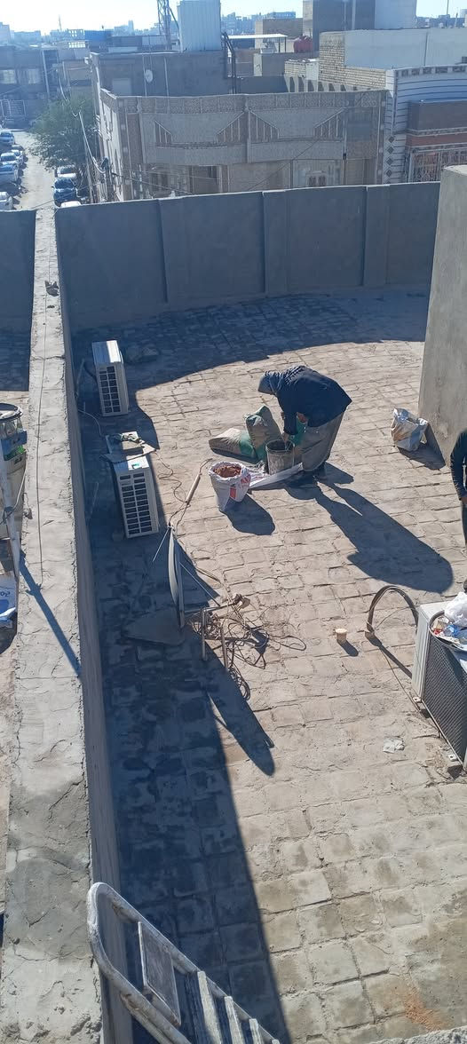 سلام عليكم. يوجد كادر متخصص بتنضيف الصطح وتشربت الصطوح وايضن تصعيد مواد للاستفسار الاتصال على الرقم ***********
