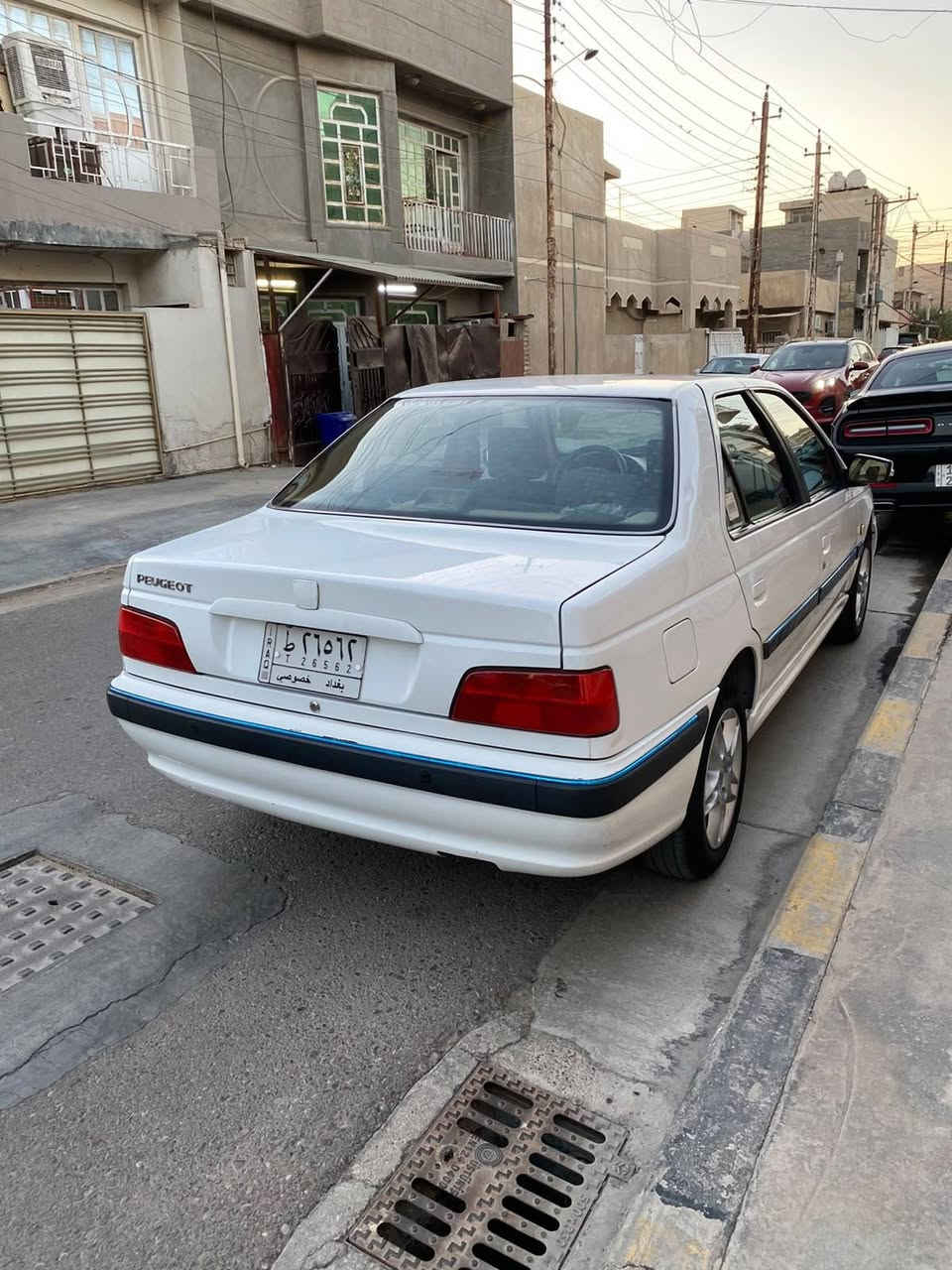 بيجو بارص ٢٠١٨ حرة 
بغداد ألماني بسمي تحويل مباشر
ماشية ٨٢
تبريد ثلج
السعر ٦٢ وبيها مجال قليل
مواصفاتها المعروفة
بيها صبغ باب السايق والباب الورة
بدون معجون بدون دكة جاكوج
استخدام شخصي نضيفة جدا
مكنها الغزالية
***********
