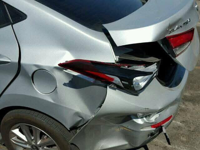 اللهم صل على محمد وال محمد
للبيع فقط هونداي النترا موديل 2015

مواصفات السياره نص فول 

رقم جديد هزه جديده سنويه لي 29 بسمي شخصياً 

سياره جاهزه للشغل حادث امريكا خشم لبنيد وخشم لصندوك وجاملغ  وصور الحادث موجوده لا لغد لا شاصي 

ايربكات سليمه ماشيه السياره 190 الف حقيقي مكينه مفتوحه فقط رواجز لاصرف تبخير  كير بلادي ماامفتوح ابد صبغتها جديده  جاهزه من كل النواحي متصرف عليها دينار تخم تاير جديد صدرها الامامي والخلفي جديد سيارة حيال متعوب عليها  سعرها 118 وبيها مجال جدا بسيط شراي اتصل مكاني بغداد الحبيبيه ***********
