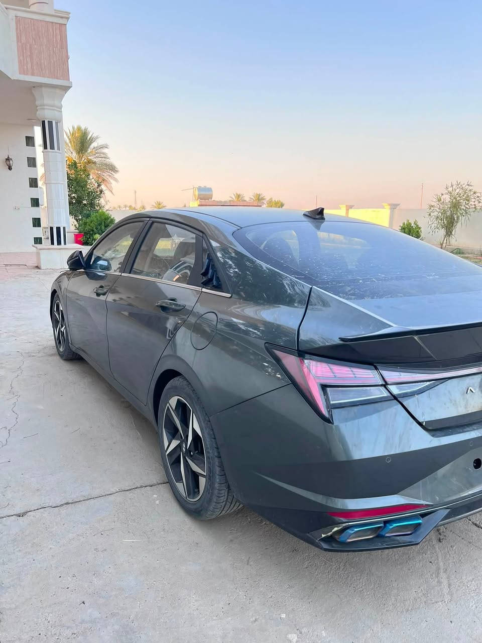 هيونداي أفانتي 2021 أمريكي
* محرك 2.0 لتر اقتصادي.

* جير أوتوماتيك CVT.

* تشغيل بصمة ودخول ذكي.

* شاشة عدادات رقمية + شاشة معلومات كبيرة.

* مقاعد جلد كهربائية مع ذاكرة.

* تبريد وتدفئة للمقاعد الأمامية.

* تكييف أوتوماتيك ثنائي.

* كاميرا خلفية مع حساسات.

* مثبت سرعة ذكي (رادار).

* نظام المحافظة على المسار.

* مراقبة النقطة العمياء.

* فرملة طوارئ وتحذير من الاصطدام.

* جنوط ألمنيوم 17 إنش.

* إنارة LED أمامية وخلفية.                         * شاشه تدعم 

* Apple CarPlay وAndroid Auto
* الضرر 4 قطع 

السعر ( 145 وبيها مجال ) 

رقم الهاتف ***********
