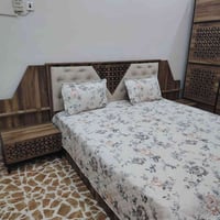 غرفه نوم • ميز طعام • مستعمل قليل