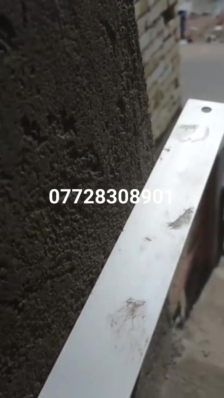 اسطه لبخ وبياض مستعد للعمل باليوميه و عالمتر
***********
