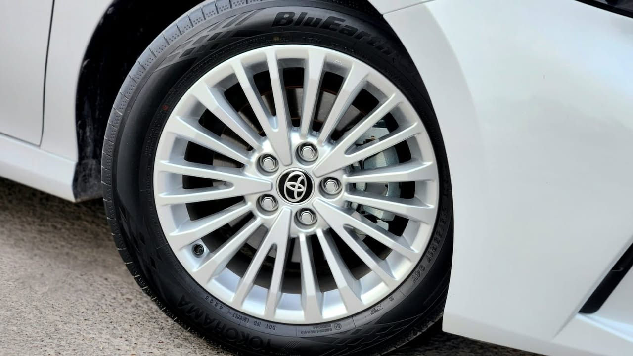 كامري 2025 وكالة عبد الطيف جميل  فول مواصفات و واضحة المواصفات ب الصور  ماشية الف 1000km
مكفولة كفالة عامة رقم بغداد مكان السيارة بغداد زيونة ***********
