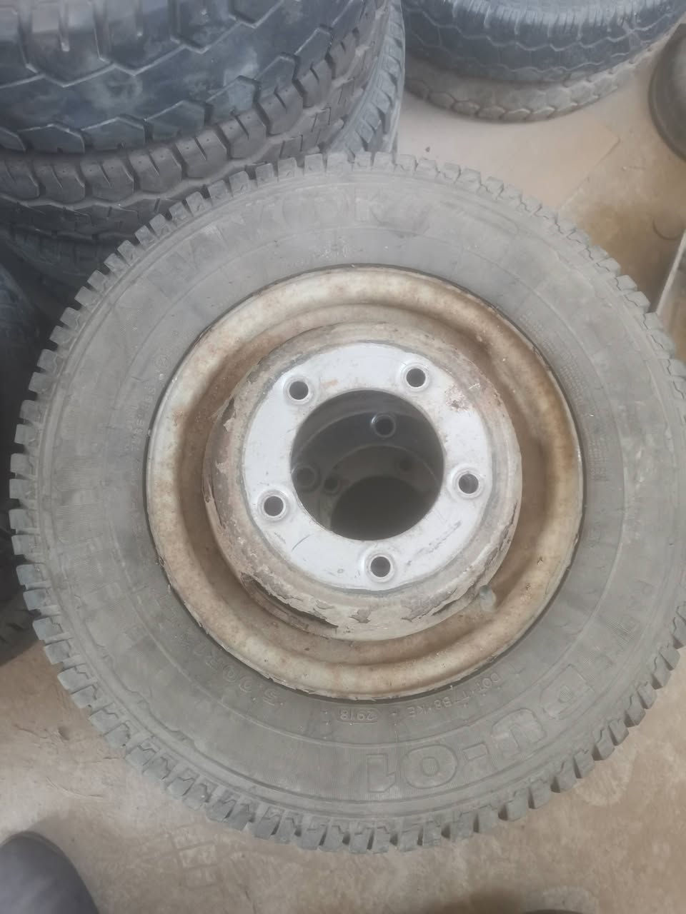 ويل كيا حمل بنكو٣
ويل وتاير  خلفي 3000
ويل وتاير خلفي 2700
ويل وتاير خلفي بورتر
ويل وتاير امامي بنكو ٣
للاستفسار الاتصال على الرقم ***********

