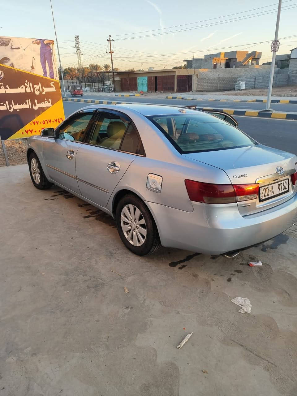 السلام عليكم 
سوناتا ٢٠٠٨ سته سلندر ضررها جامرلغ خلفي فقط وبيها ٤قطع صبغ أثر جراد اني ابيع حزام مكينه وكير مكفولات تبريد ثلج تخم تاير جديد باسمي السنويه لل ٣٠ السعر ٨٨ للاستفسار الاتصال *********** بي واتساب
