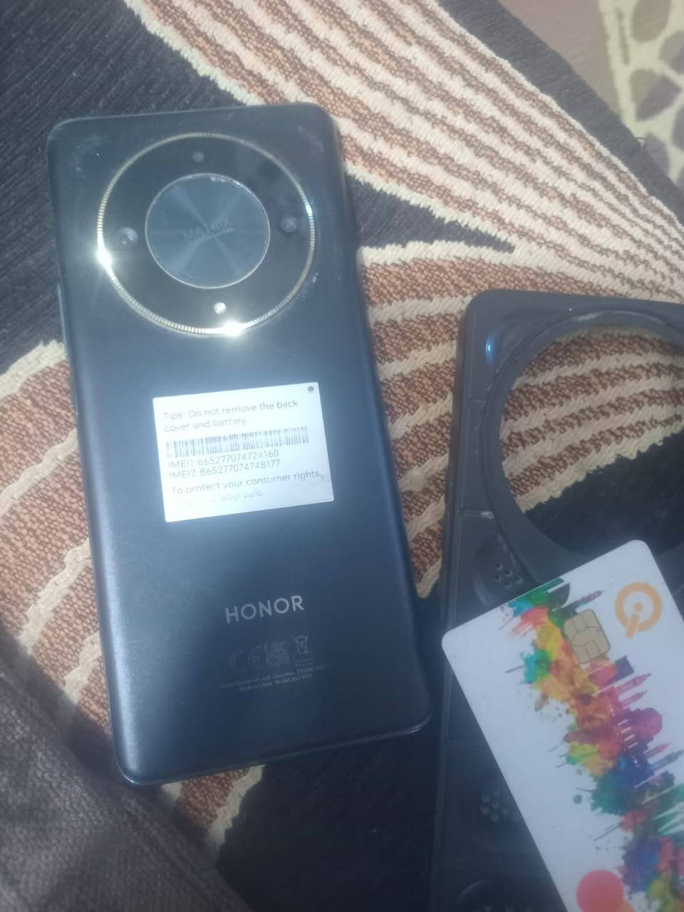 هونر x9b
الجهاز ايخبلل ولله ب الذاكره 256 المعالج 12 +20 
السعر 250 المكان بغداد الغزاليه ب ببجي 60 فريم سلاسه اتخبلل ***********
