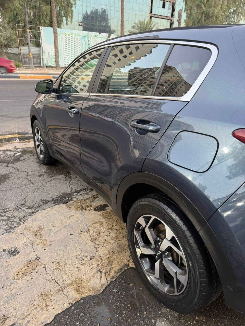 سبورتج ٢٢
اربيل باسمي  ماشيه ١٥١ km حادث بسيط ايرباك دركه فقط وراجع سستم صور الحادث بل منشور 
مواصفات 
شاشه جبيره  كار بلي فول تحكمات
رادار امامي توقف ذاتي
تحديد مسار
سياره ابد ممتعوبه جديده مال بيت 
مكينه ٢٤٠٠ 
دفع رباعي ومنحدرات 
صدر امامي خلفي جديد 
باتري جديد 
تبريد ثلج 
ادامه كاملة للمكينه 
لايت زنون عالي ناصي 
مكانها حي الخضراء
السعر 170 وبي مجال كلش بسيط 
رقم التلفون *********** بغداد, العراق
