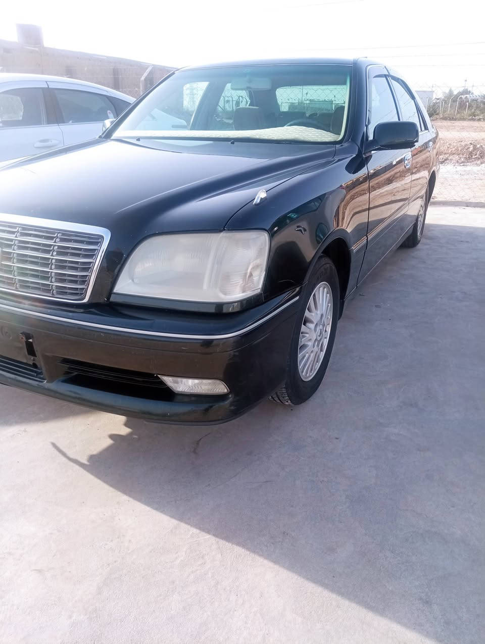 جون ملكه ادوات كصه قماره اسود زيتوني نضافه فول سعر 45$ بيه مجال حك الجيه
رقم التلفون *********** هذا رقم واتساب هم  غير متواجد فيس
