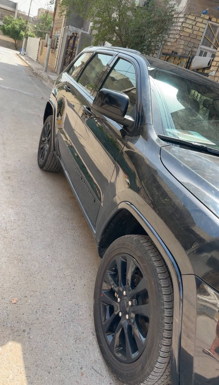 السعر خاص فول موصفات حادث بس جامغ وبنيد بدون تبديل الشراي ينتصل عله الرقم ***********
