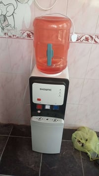 براد ماء جديد صار شهر من مشتريه  سعر 85 قفل  مكاني الشعب  07776714319