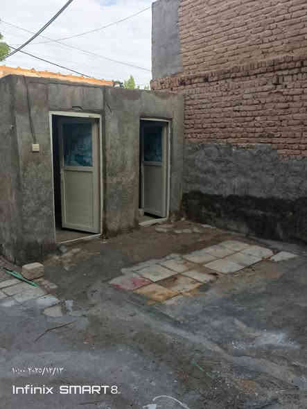 عروض اليوم دار الايجار المساحة 120م بناء غرفة وصالة  وصحيات ومطبخ  سعر الايجار 200الف عدا الماء والكهرباء  حي ميسان قطاع 31على ساحة الاستفسار الاتصال على الرقم التالي *********** او مراجعة مكتب المصطفى قرب مؤكولات السلطان
