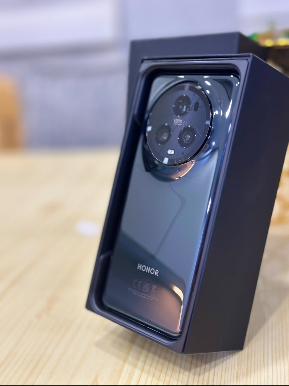 Honor 600
نظافة 💯 مع غراضه الكاملة 
السعر : 540

X9d 
مستخدم يومين ونظيف مع غراض كاملة 
السعر : 450 

Magic 5 pro 
كسر جامة الكاميرا فقط بدون التأثير ع جودة الكاميرا 
بدون شاحنة 
السعر :520 

Samsung S22 plus (أمريكي )
ذاكرة ٢٥٦ وعشوائية ٨ بدون غراض 
تك سيمكارت 
السعر : ٣٢٠

الموقع 📍:حي الجامعة 
الضمان اسبوع


**إذا كنت صاحب هذا الإعلان وتريد حذفه لأي سبب، رجاءا أرسل رسالة إلى الدعم الفني**