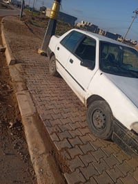 هونداي للبيع مسجله كير ومحرك شرط ما ناقصها شي سياره شغاله كامله كهربائ...