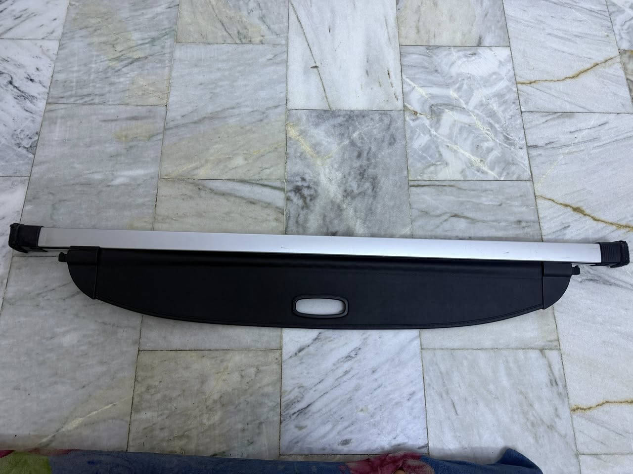 تاير ويل كب حاويةجديد لوك سبورتج22 مع بردة خلفية للبيع ***********
