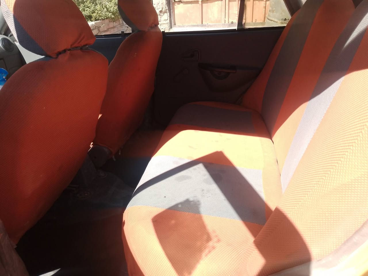 السلام عليكم سايبه للبيع منغولي السياره خير من الله مكينه مكفوله كير مكفول مصفره هيه وغرامه سنويه ماصقطه راعيها يريد مداور مكان كربلاء سياره ثرايك للبصره يشهد الله بيها حظ مديل 12 رقم بغداد السعر 27 وبيها مجال قليل راعيها يريد مداور يعني من تجي كعدك ويه راعيها جماعت العشرين ذا تعلق فشر عليك معه حتراماتي لناس المحترمه***********
