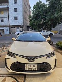 كورلا هايبر وارد صيني 2024 محرك 1.8 / نظافة السيارة 100%  مقاعد جلد با...