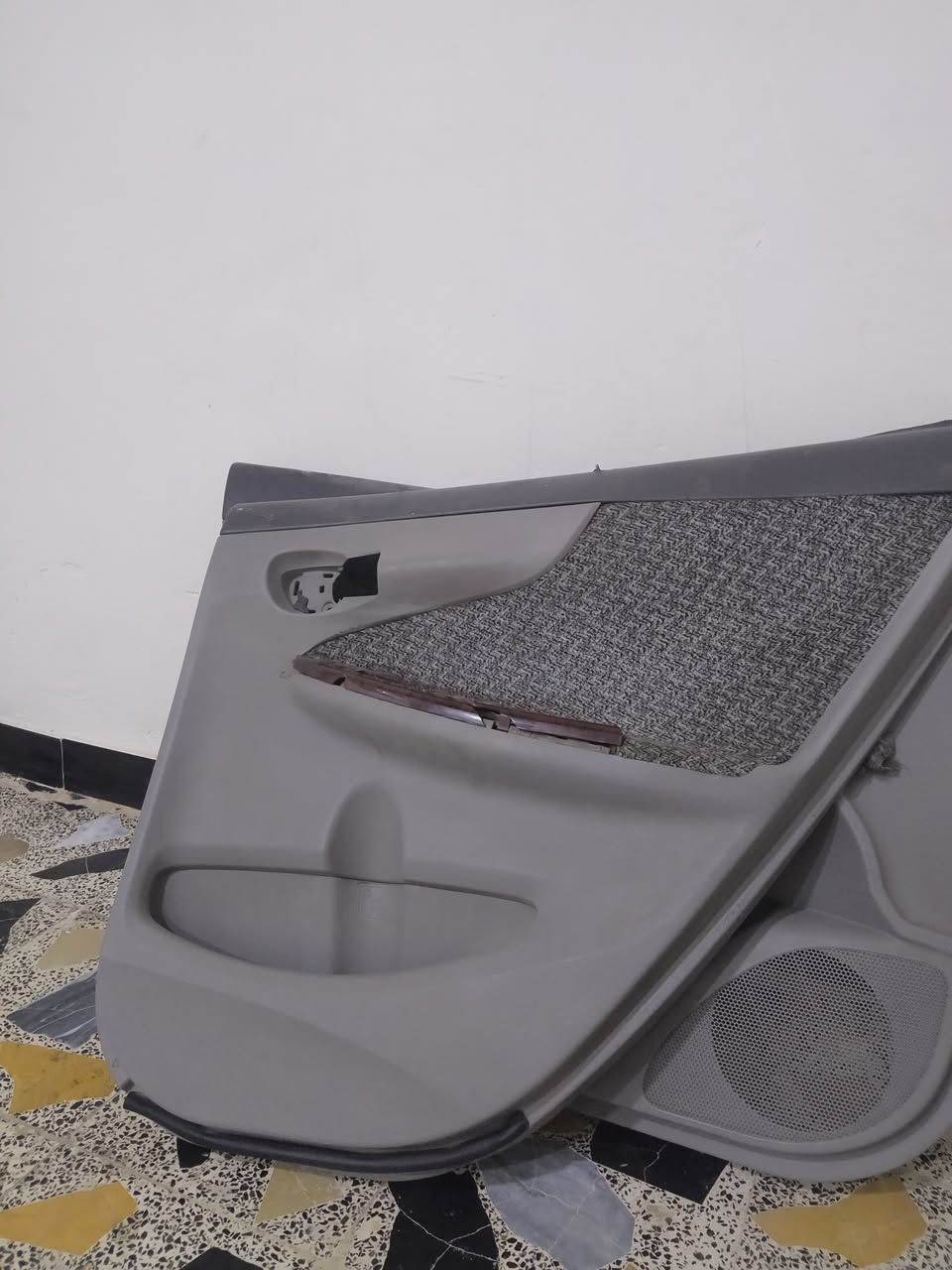 البيع بطاين كورله سعر 100 تخم  4 عنوان نجف ***********
