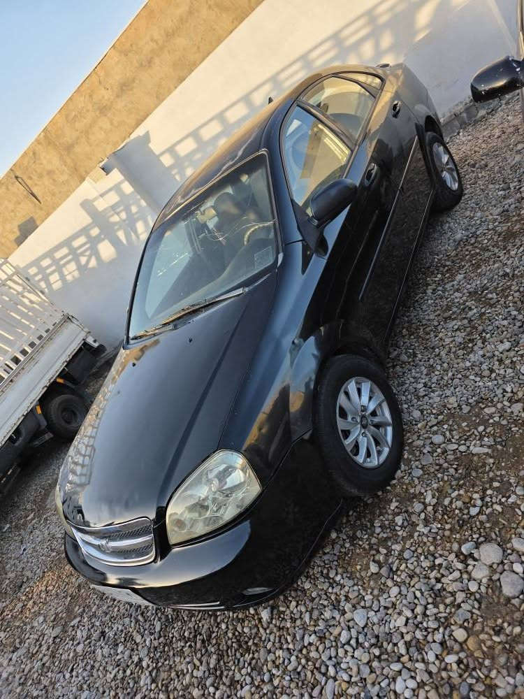 اوبترا ٢٠٠٦ بيها قطعتين صبغ سياره حلوه محرك كير جاهز بيع فقط السعر ٥٥ بي مجال حك الجيه العنوان ديالى بلدروز *********** بلاد رز, ديالى
